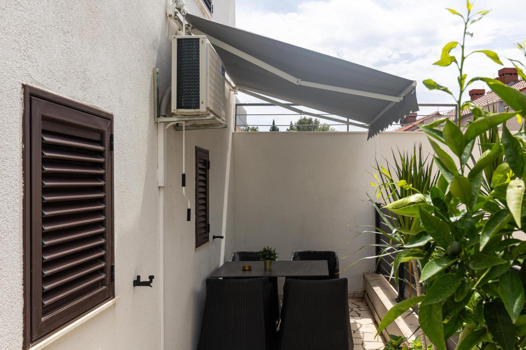 Guest House Kono ดูบรอฟนิก ภายนอก รูปภาพ
